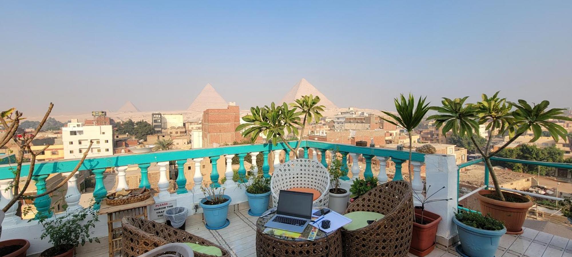 Kafret el-Gabal Pyramids Temple Guest House מראה חיצוני תמונה