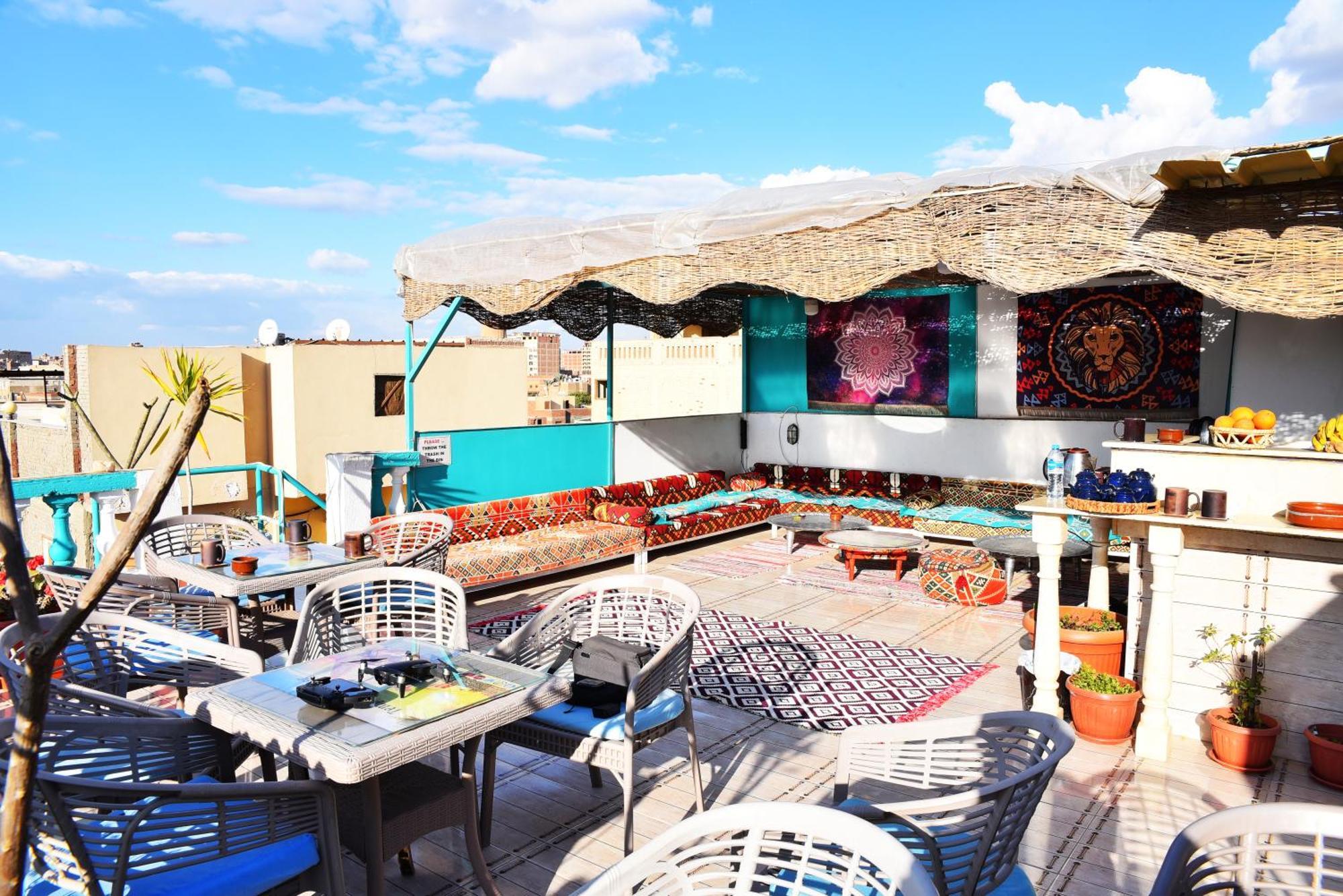 Kafret el-Gabal Pyramids Temple Guest House מראה חיצוני תמונה