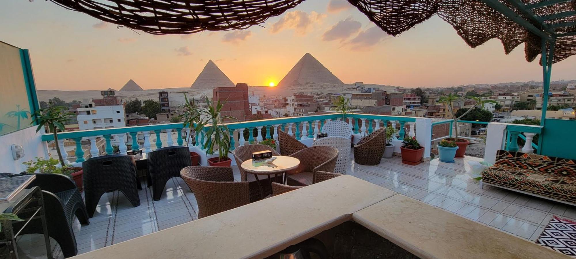 Kafret el-Gabal Pyramids Temple Guest House מראה חיצוני תמונה